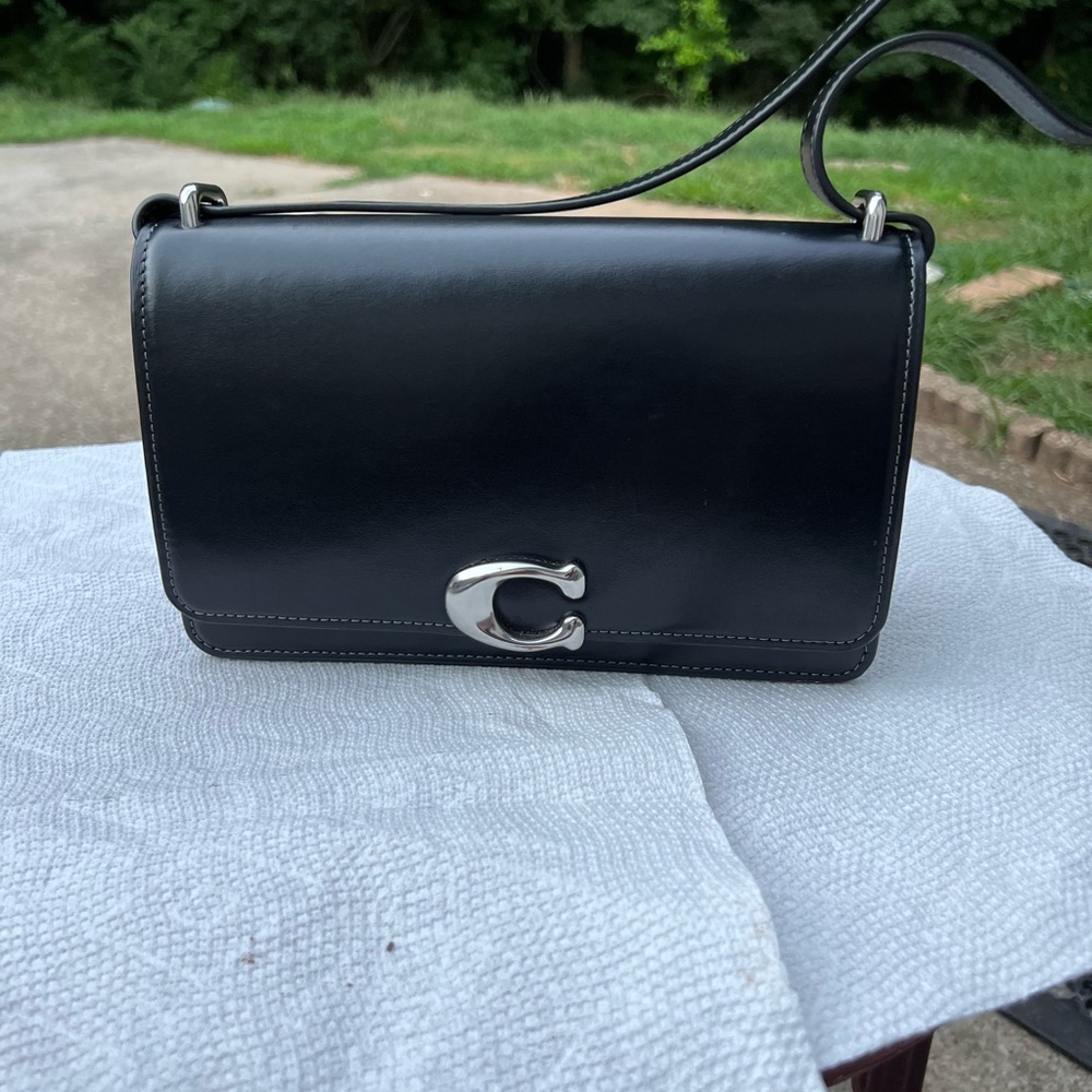 Coach BANDIT NWOT Elevated Luxe Leather Handbag smoke-free environment - Picture 1 of 12